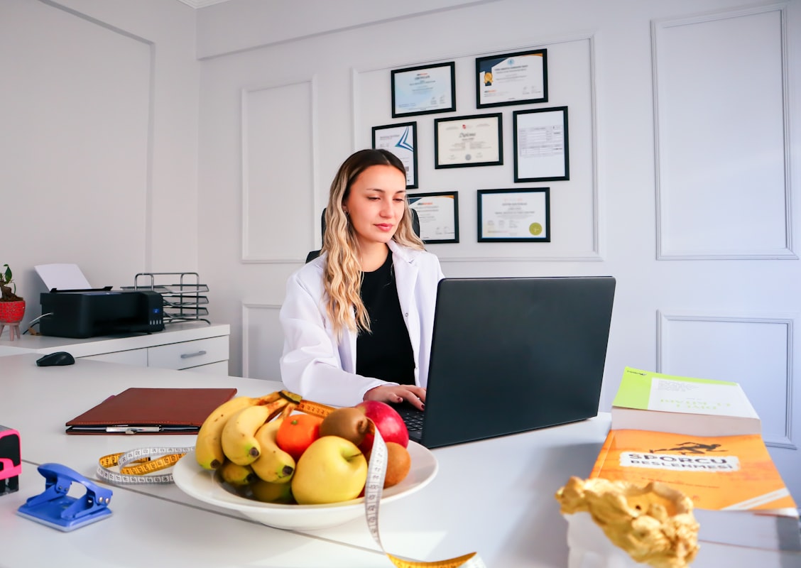 Balanced nutrition and macronutrients